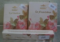 EyeShadow, DryFoundation y Colorful Shine Lips